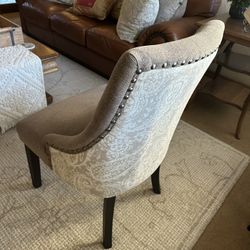 2 Chairs - Head Dining Table Chairs 