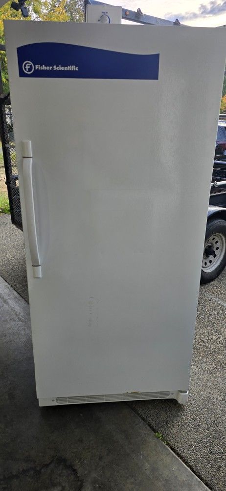 Fisherbrand Freezer Size 32w 29d 70h) I Can Help You With Free Delivery Within 10 Miles Distance
