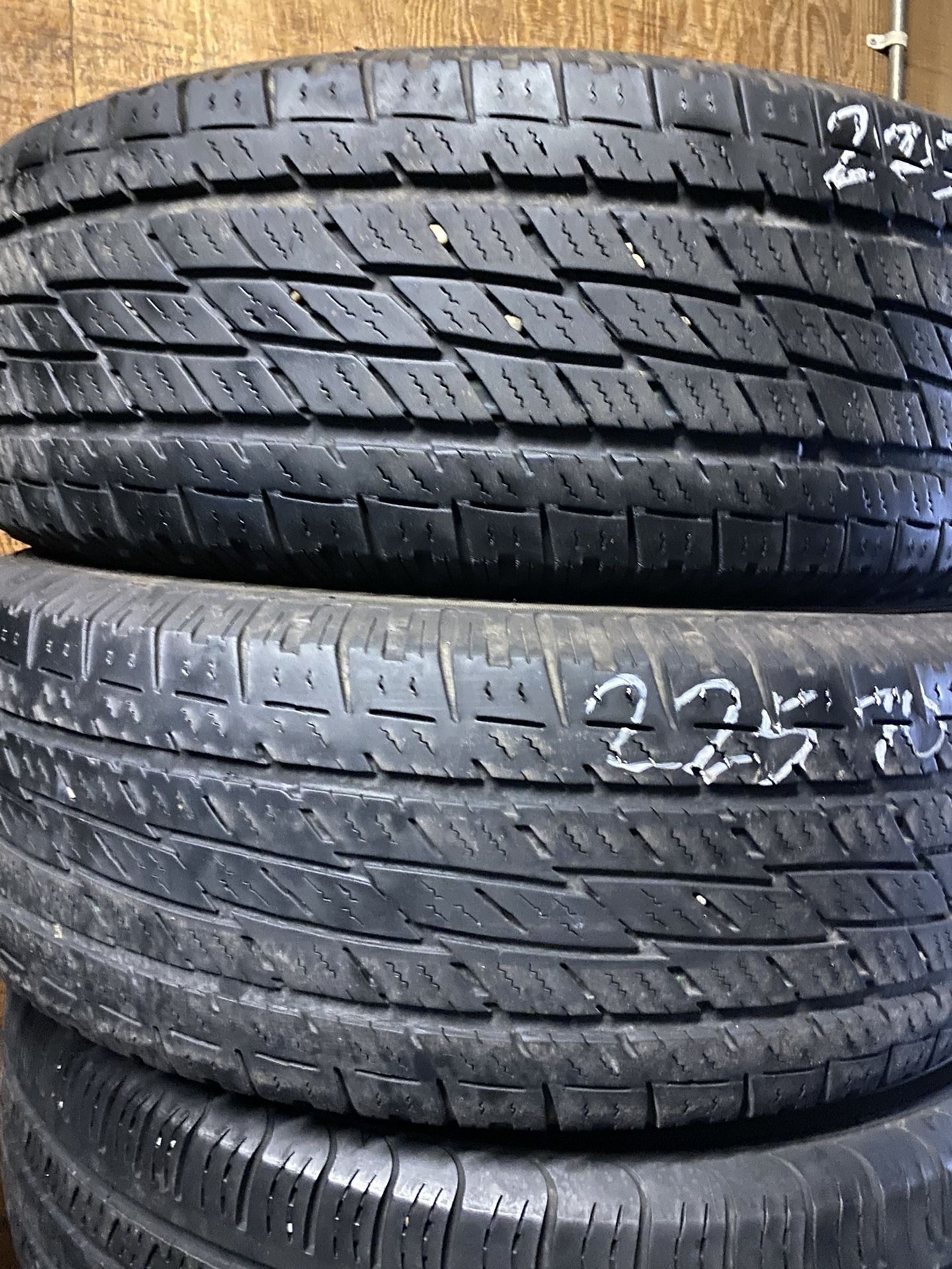 225/70R15 4 Used Tires