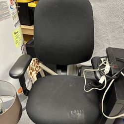 Free! Adjustable Desk Chair 