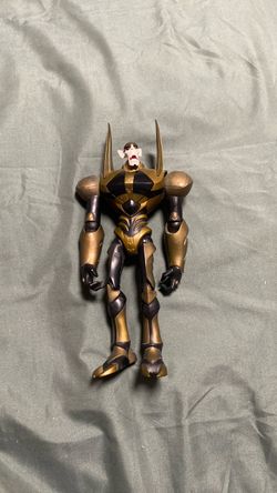 Redakai Gold Bruticon figure