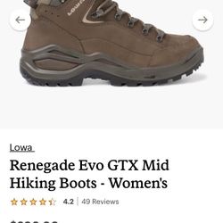 Women’s Lowa Hiking Boots 9.5