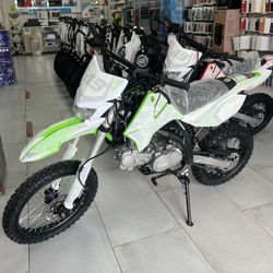 RFZ 125cc Dirt Bike! Finance for $50 Down Payment!!