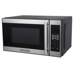 BLACK+DECKER 700W Microwave