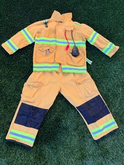 👨‍🚒 Firefighter costume 🚒 $12