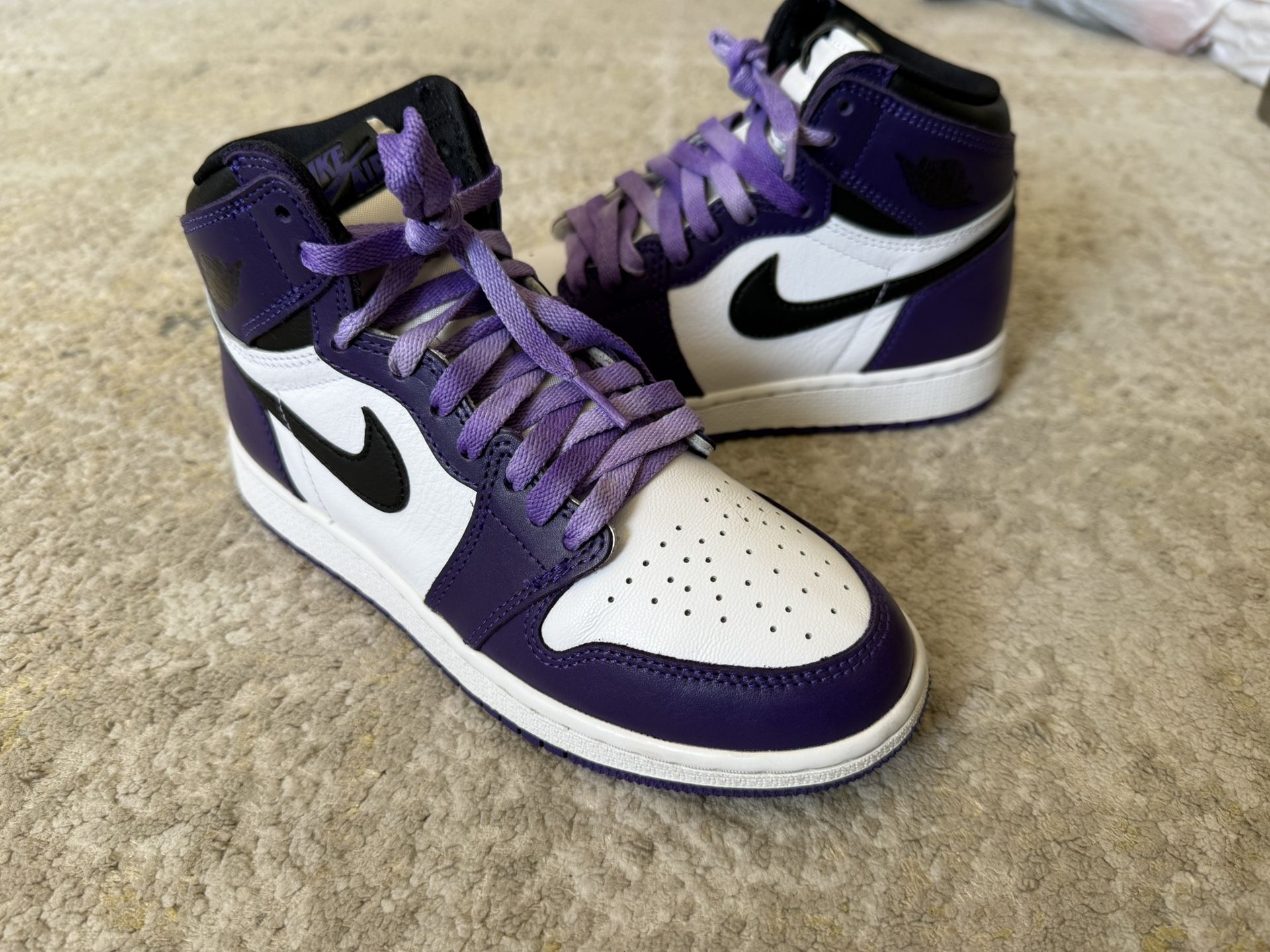 Authentic Nike Air Jordan Retro 1 Court Purple Size 5.5 Youth, Woman’s 7, Not Travis Scott, Supreme, Union, Dior