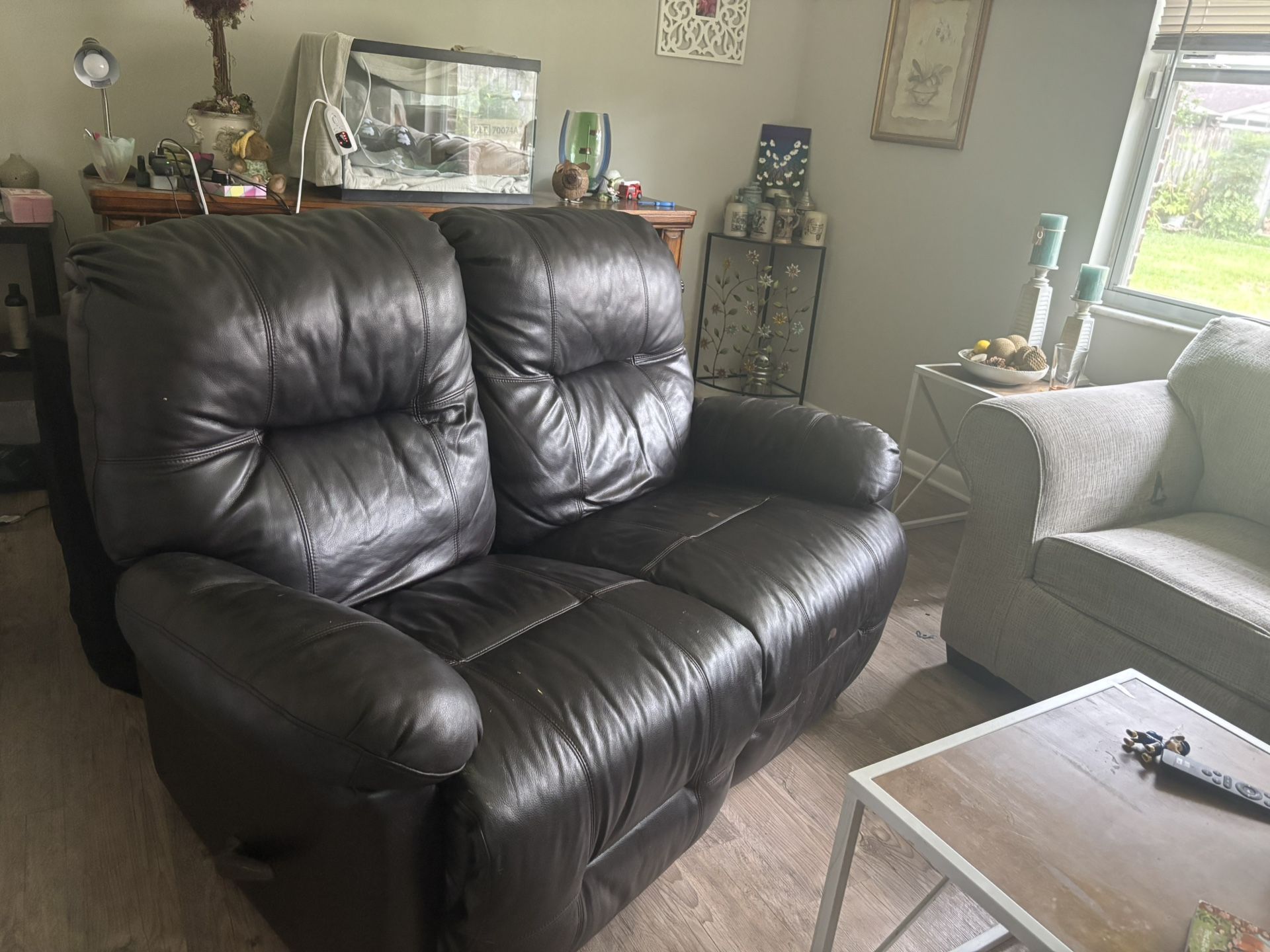 Reclining Loveseat