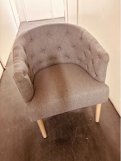 Single lounge chair