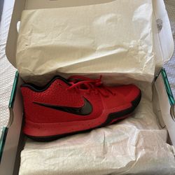 Kyrie 3 Candy Apple