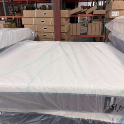KING MATTRESS TEMPURPEDIC ADAPT MEDIUM CONTOUR 