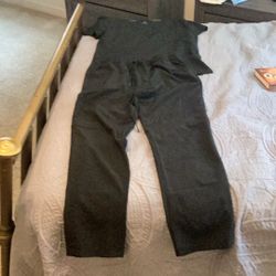 Women’s Black Medium Size Scrubs Worn Only One Time