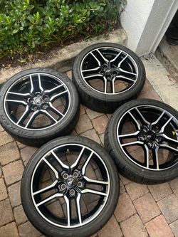 Ford Mustang Wheels with Falken Azenis 245/40R18 Tires