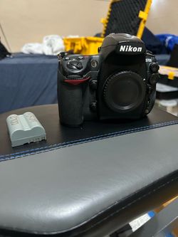 Nikon D700 DSLR