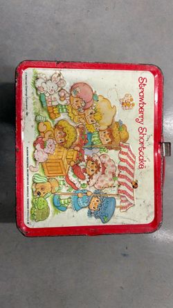 Strawberry Shortcake Vintage Metal Lunch Box 1981 without thermos