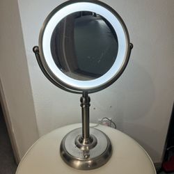 Makeup Light Mirror 