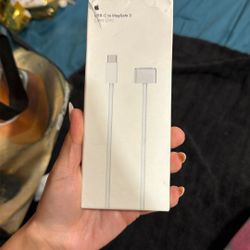 USB-C To Magsafe 3 