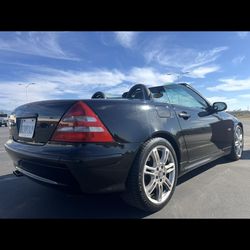Mercedes 2004 Slk320 Special Edition. Napa Leather