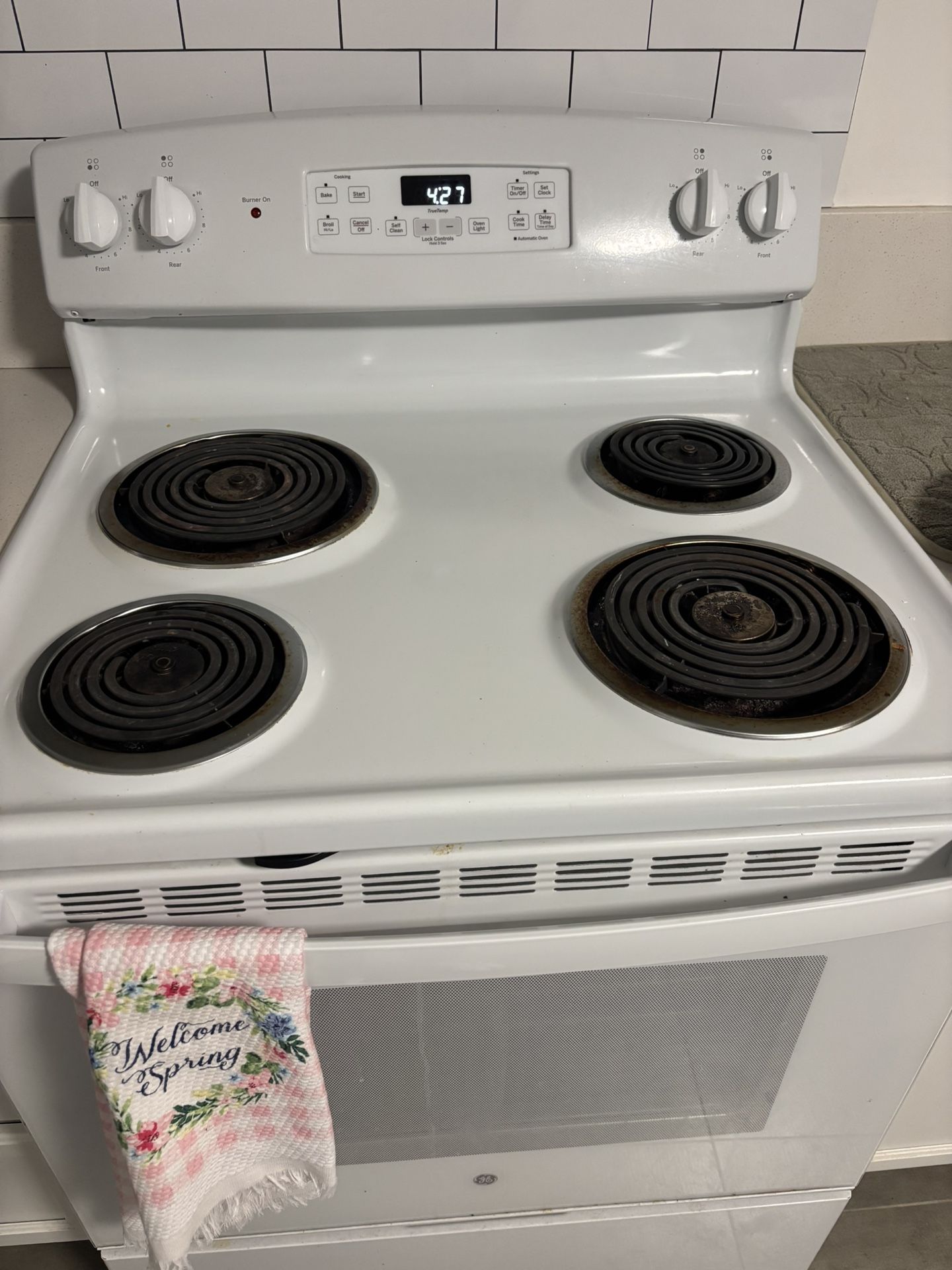 Electric Stove For Sale $100 - MOVING