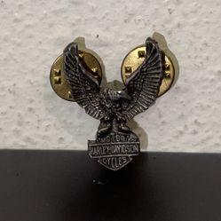 Vintage HARLEY DAVIDSON Eagle PIN
