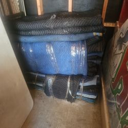  30 professional moving blankets 