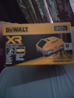 Dewalt 8ah 20v xr power pack