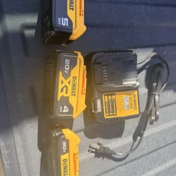 3 New Battery’s Dewalt And Charger 