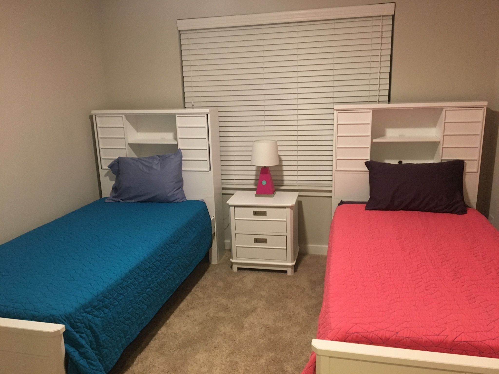 (2) Twin Beds
