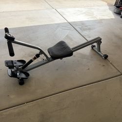 Compact Adjustable Rowing Machine