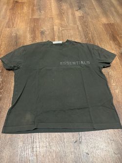Fear of God Essentials green t-shirt Size M