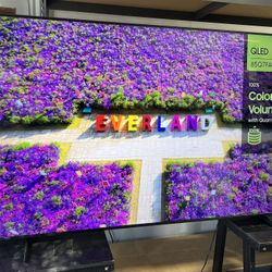 SAMSUNG 85” SMART TV QLED 4K HDR VISION AI  FANTASTIC PICTURE QUALITY GUARANTEED NEW IPEN BOX WITH GUARANTEE ✅📺💯📺✅