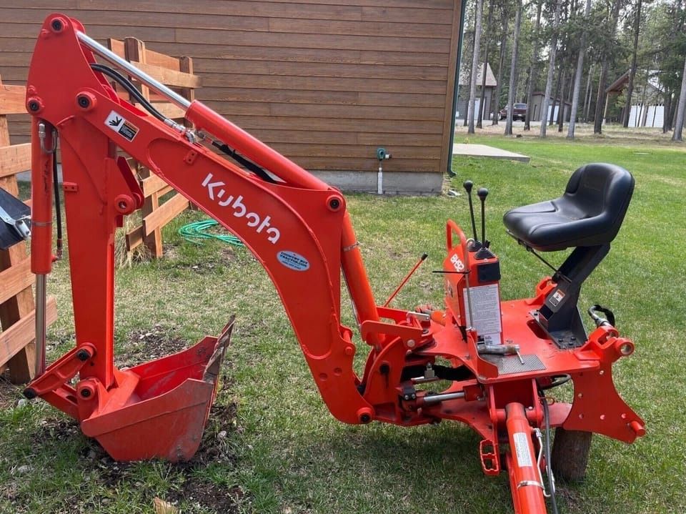 Used 2022 Kubota MX6000 tractor