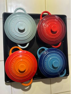 LE CREUSET Mini RD Cocotte Set of 4