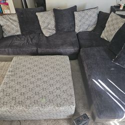 Large Sectional With Chaise Lounge And Ottoman