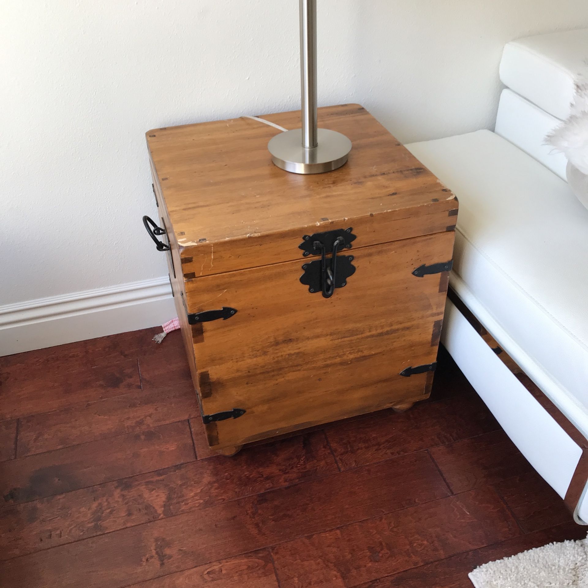 Rustic End Table/ Chest 21x21x24
