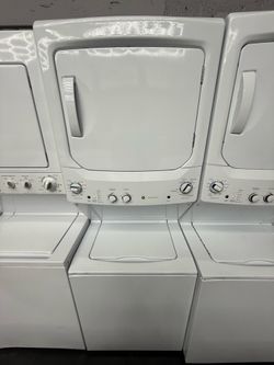 Ge Stackable Washer and Dryer “27 ( Lavadora Y Secadora )
