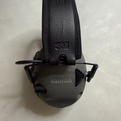 Range ears sound proof earmuffs hearing protection shooting construction lawn mower