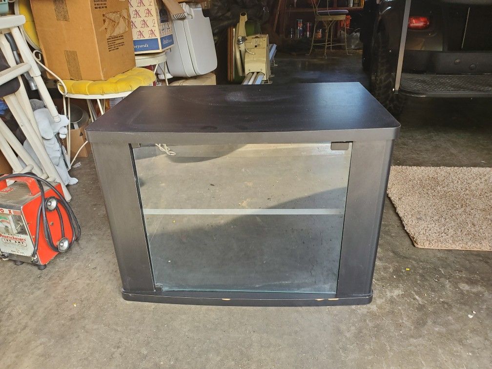 Stereo / TV stand