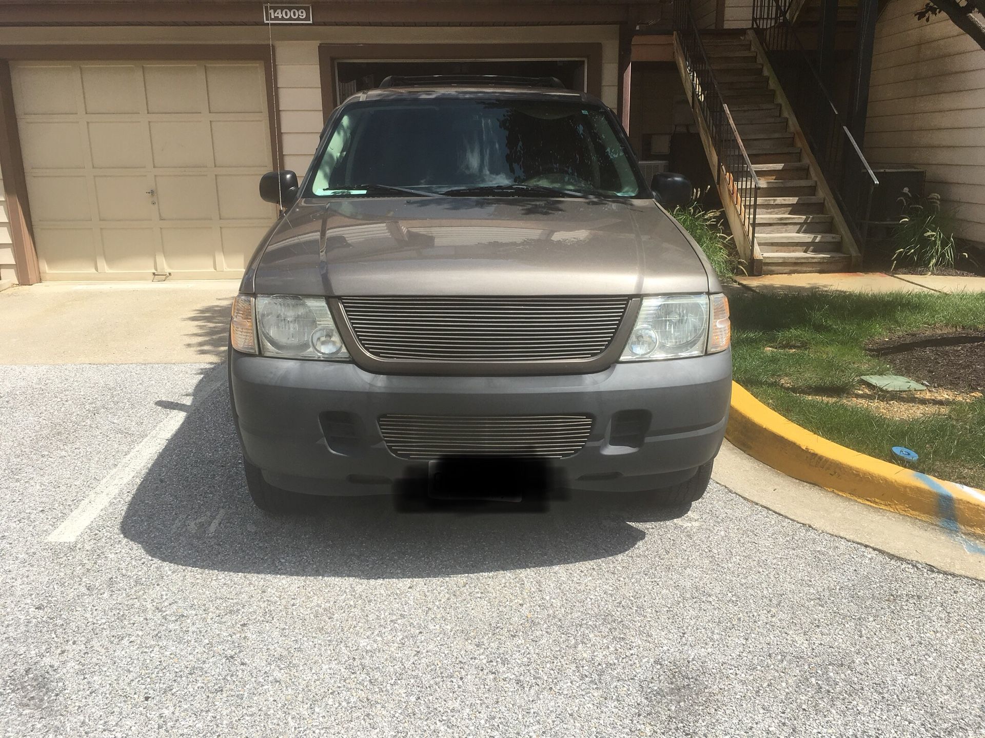 2004 Ford Explorer