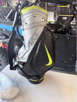 Golf staff bag