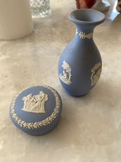 Wedgwood Jasperware Vase And Trinket Box