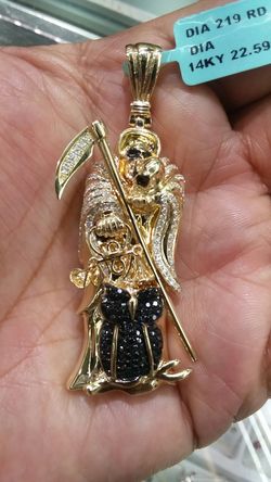 14k Gold Santa Muerte hand made 1.70 ct vs Diamonds 23 grams