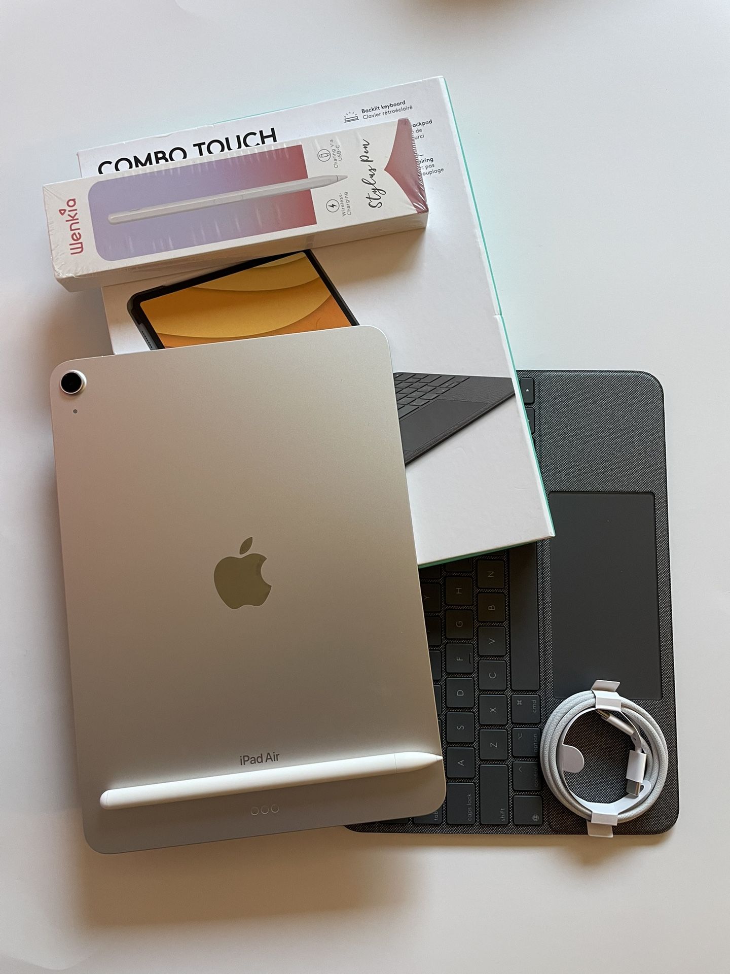 Apple IPad Air 11” ( M2 chip / 2024 Model) 512GB / 1TB with pen, Logitech keyboard & Accessories
