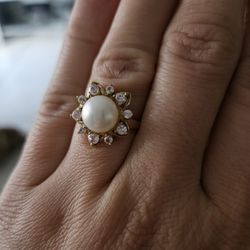 Gold Pearl Ring