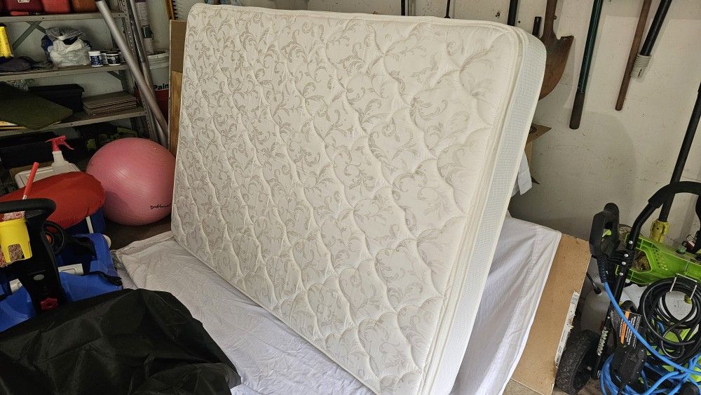 Full Mattress And Box Spring