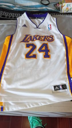 Kobe Bryant jersey large youth