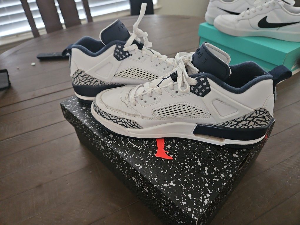 Mens 9.5 Jordan good condition