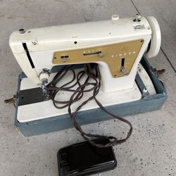 Singer Sewing Machine