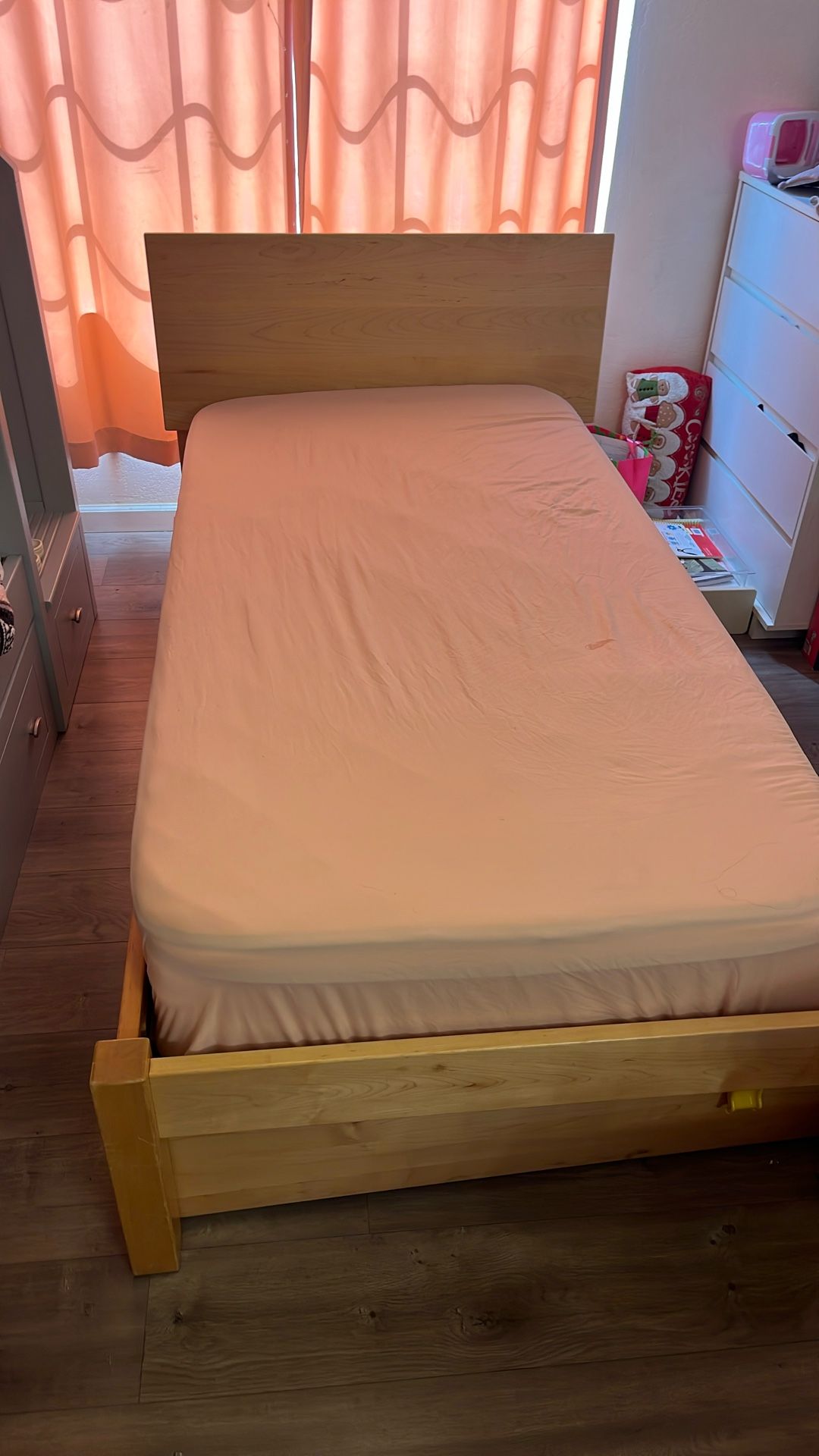 Twin Bed With Mattress