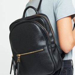 Urban Expressions Luxury Bag. Black Backpack Travel Purse