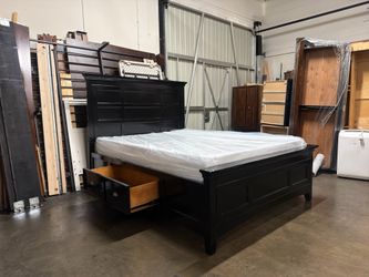 Queen bed with mattress $300